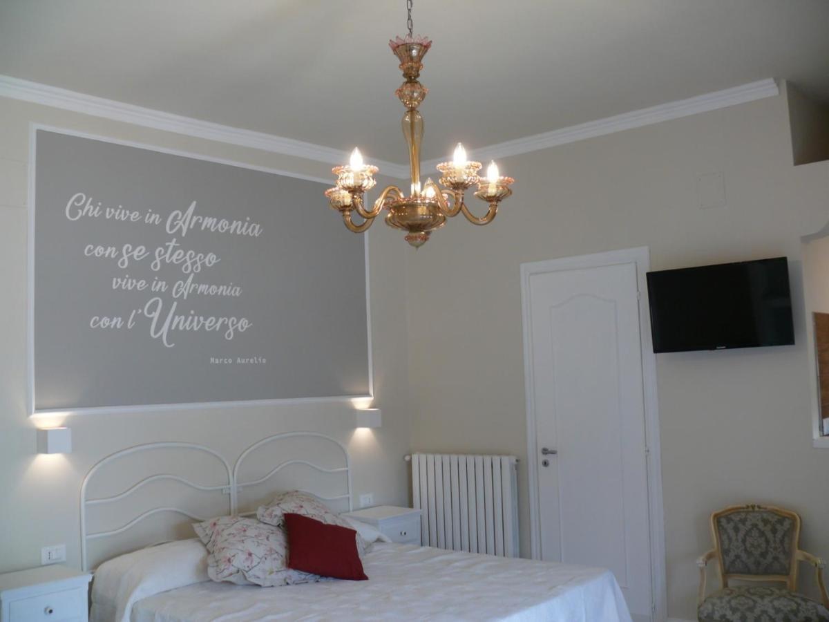 Bed and Breakfast Chez Tata' à Rossano Stazione Extérieur photo