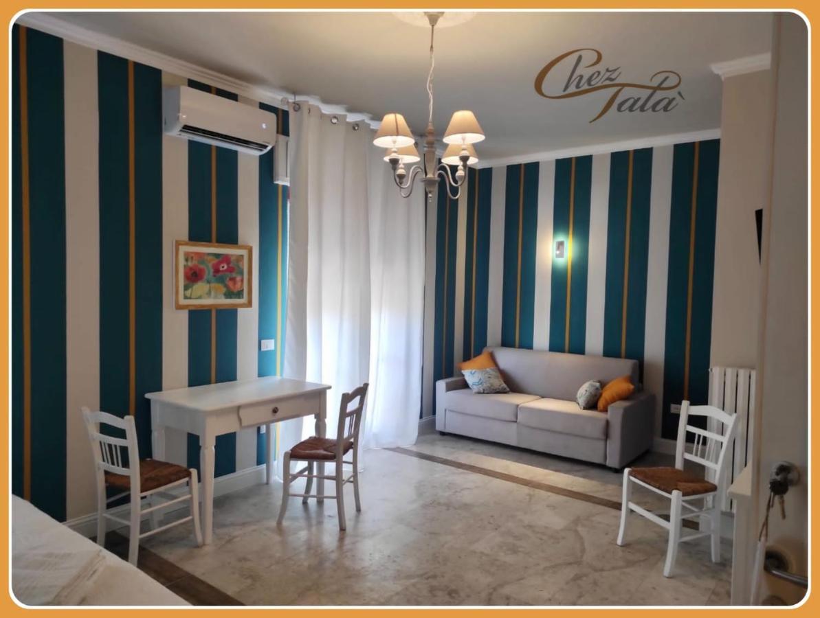 Bed and Breakfast Chez Tata' à Rossano Stazione Extérieur photo