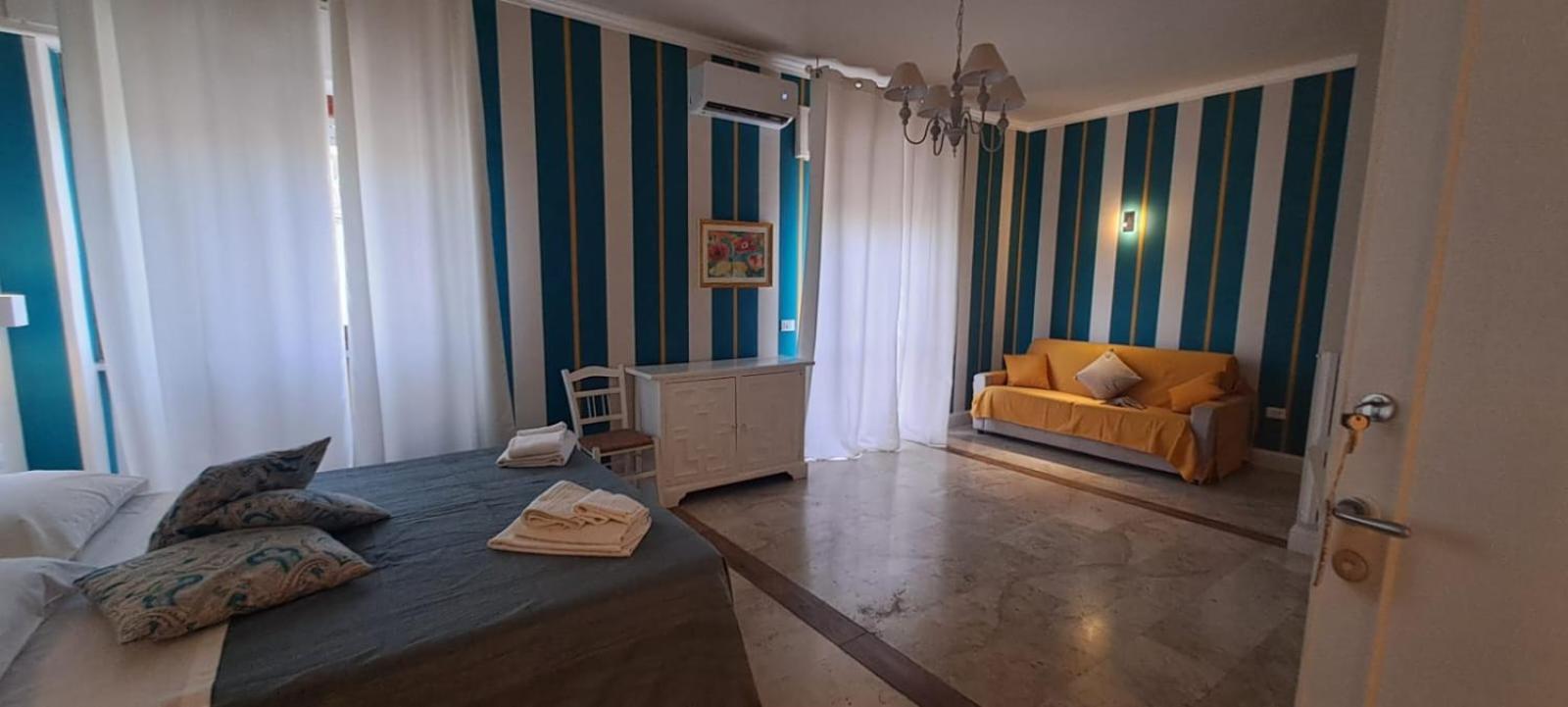 Bed and Breakfast Chez Tata' à Rossano Stazione Extérieur photo